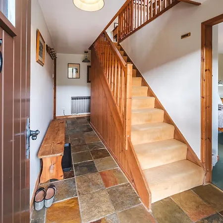 5 Swallowholm Ferienhaus *